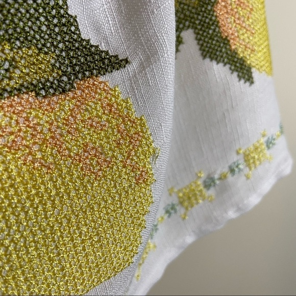 Off Shoulder Lemon Embroidered Cross Stitch Pullover Blouse White Sz M - Picture 9 of 15